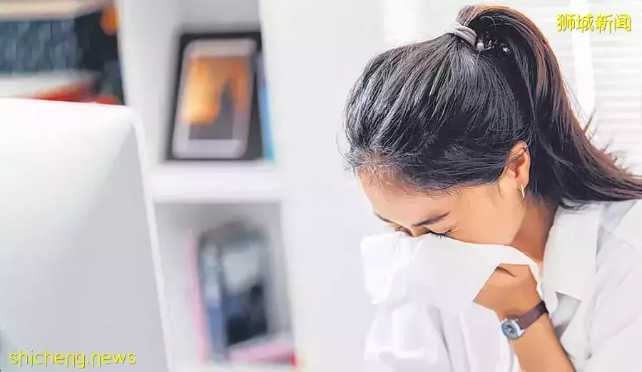 “我在新加坡带高烧儿子去看病,被迫和新冠患者共处一个多小时!”