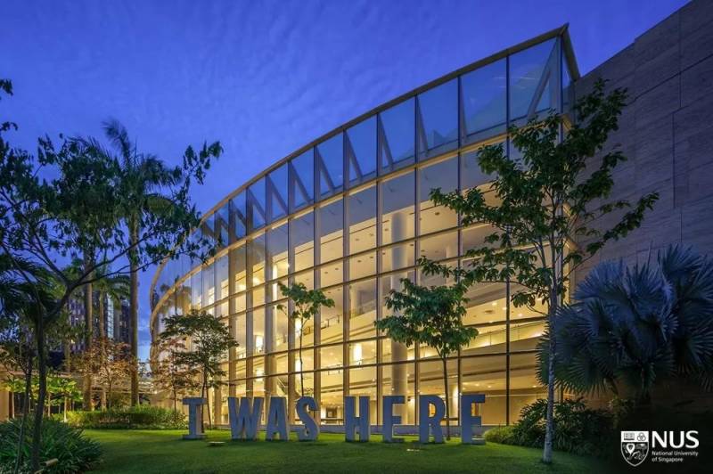 “亚洲第二高富帅” 新加坡