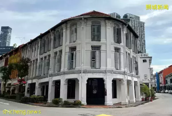 新加坡黄金地段的连排店屋出售，叫价4900万新元