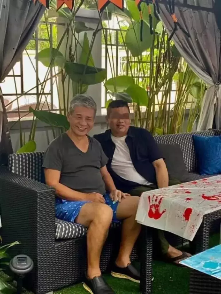 视频流出,淡滨尼深夜飙车5连环相撞,死者竟是本地艺术家