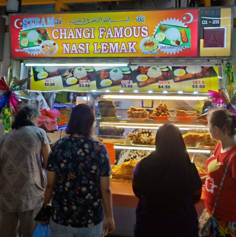 新加坡的平價美食之王,超好吃的Nasi Lemak大盤點