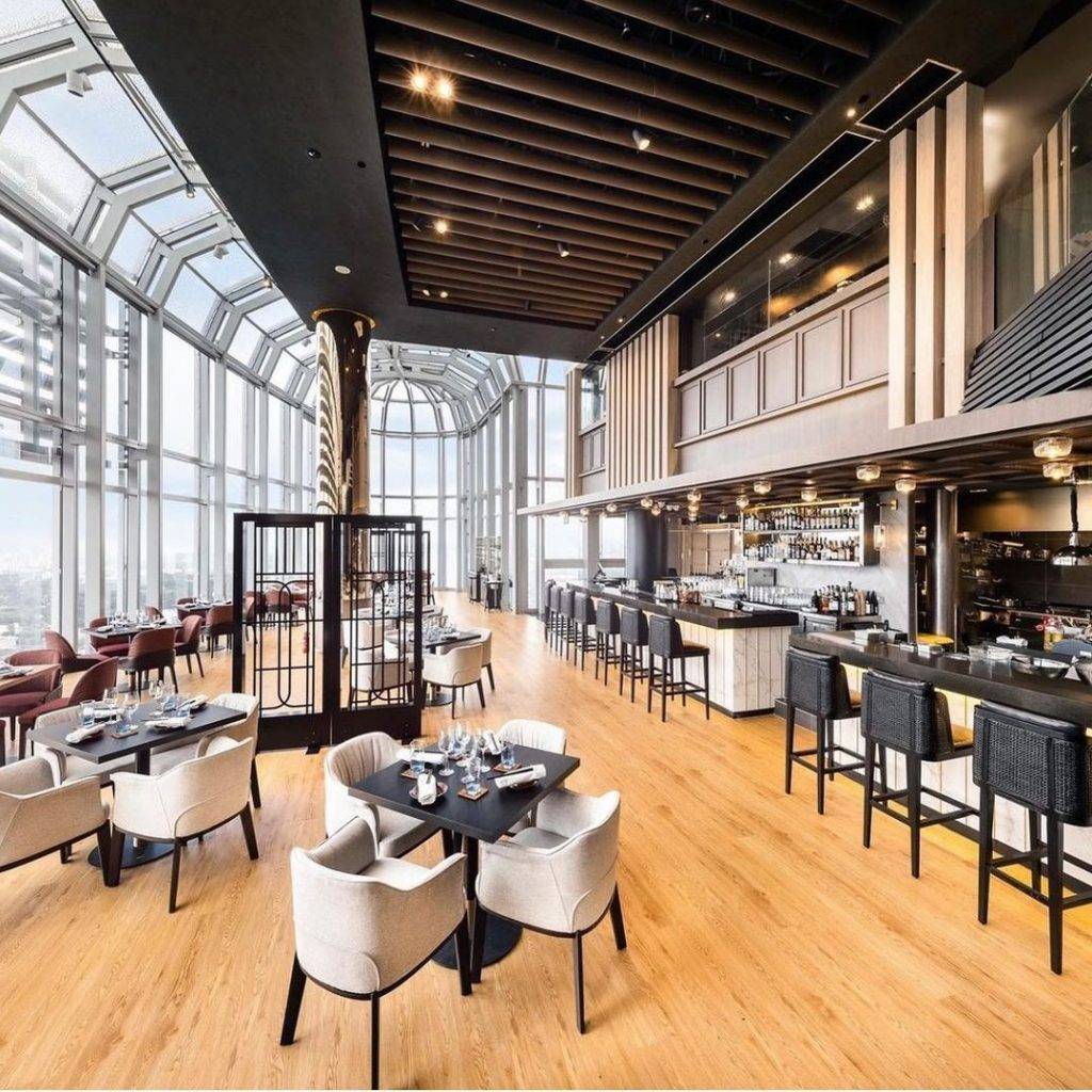 烏節路浪漫秘境🌙 ION Orchard高空版玻璃餐廳,日落余晖陪吃飯😍 免費登上暸望塔台