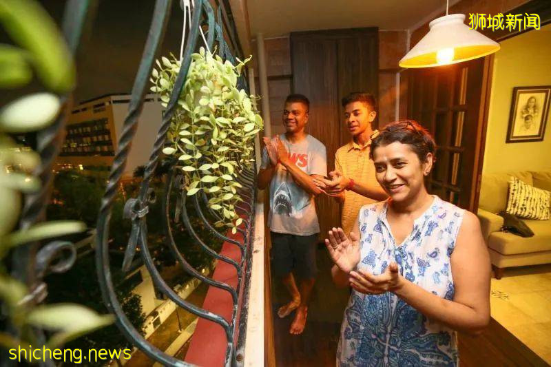 深扒李显龙总理11次电视演讲的穿着!魔力水杯在这里可买到