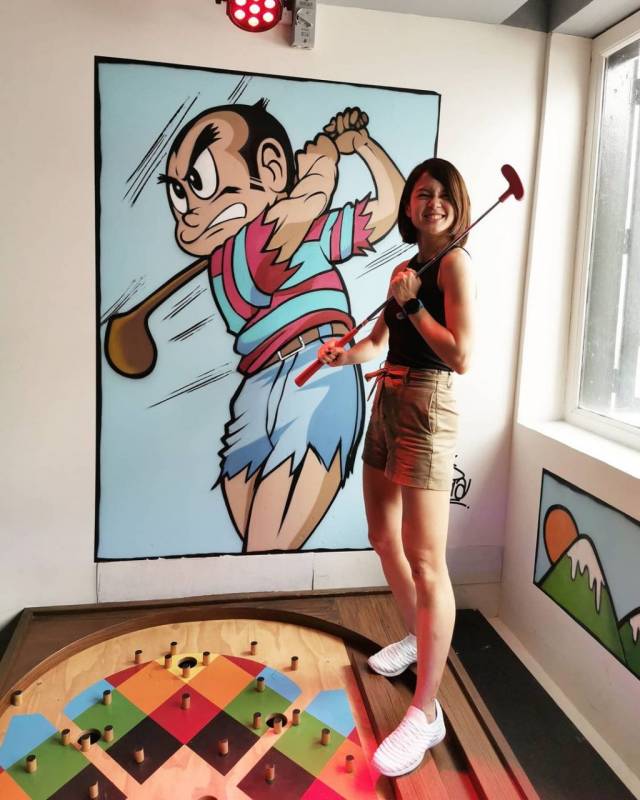 新加坡花式玩法⛳️Holey Moley 逼格爆棚的迷你高尔夫球酒吧!球场、酒吧、餐厅合为一体