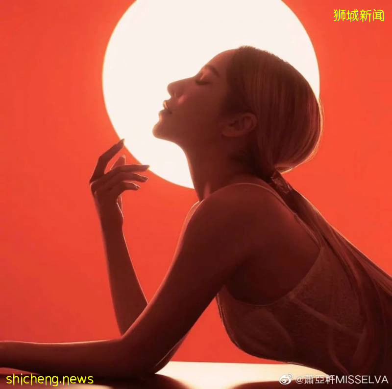 蕭亞軒最新曬圖!跟新加坡富二代分手後,竟過得這麽幸福