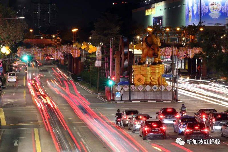 死气沉沉是新闻,车水马龙更是大新闻,牛车水商贩牛年无处话凄凉