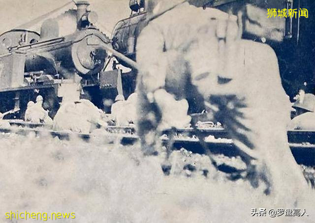 新加坡旧影：1942年日军入侵新加坡要塞的景象 