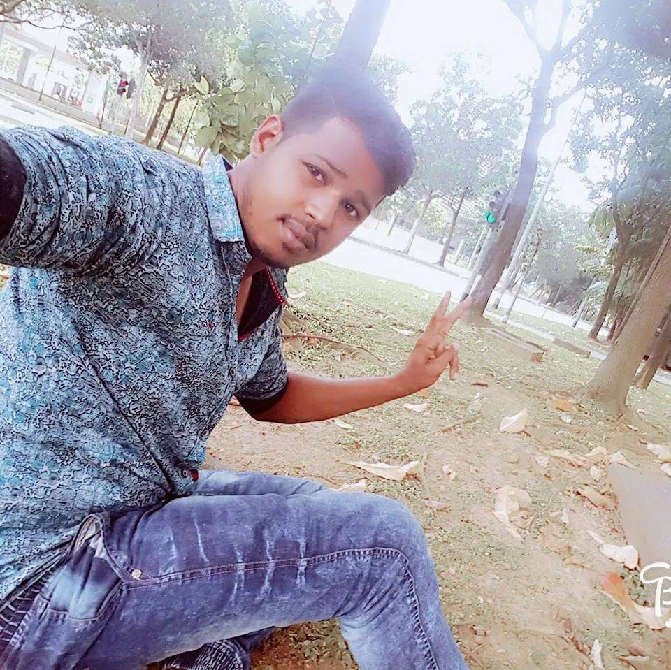 “要不是客工出手相救,我儿子就从三楼窗台掉下去了”