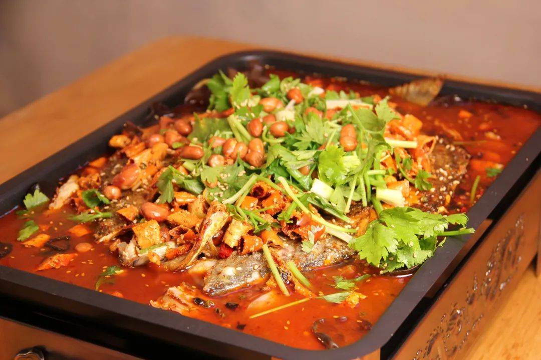 狮城夜宵新根据地!在Boat Quay河畔享受每日鲜捞烤鱼,实现小龙虾自由