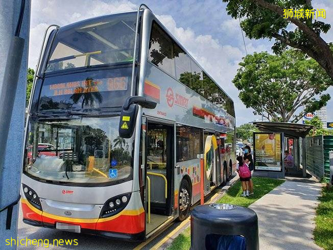 巴士司机尿好急 丢下乘客冲厕所