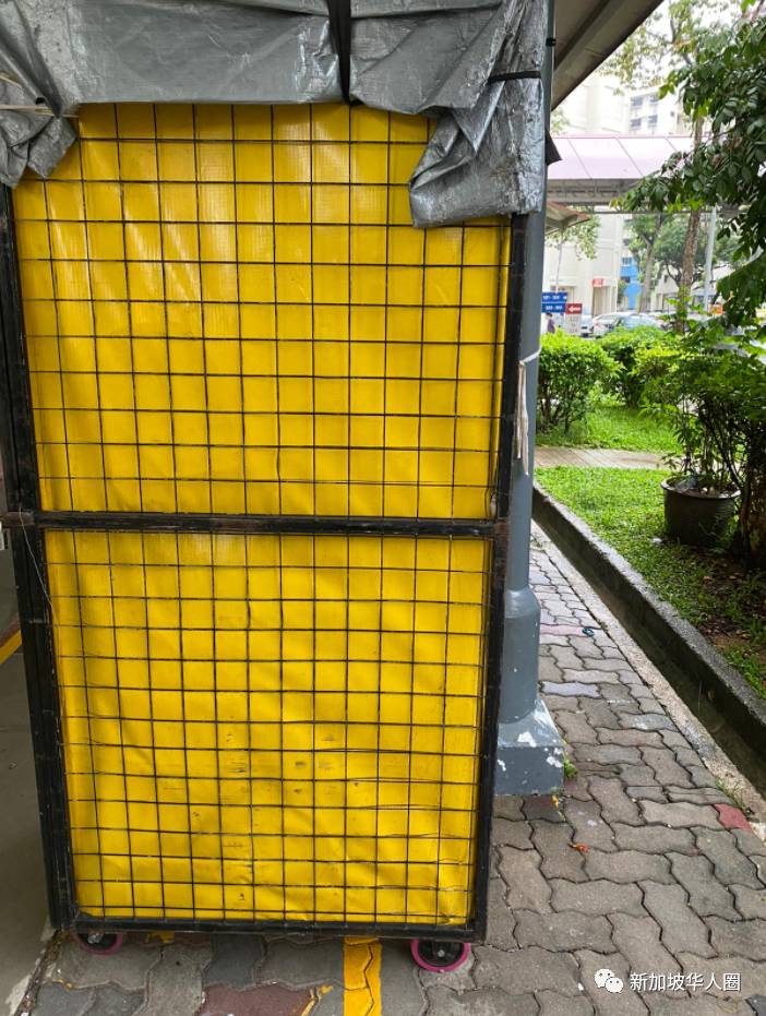 新加坡市鎮會人員霸道執法沒收丟棄貨品！店家不滿雙雙報警