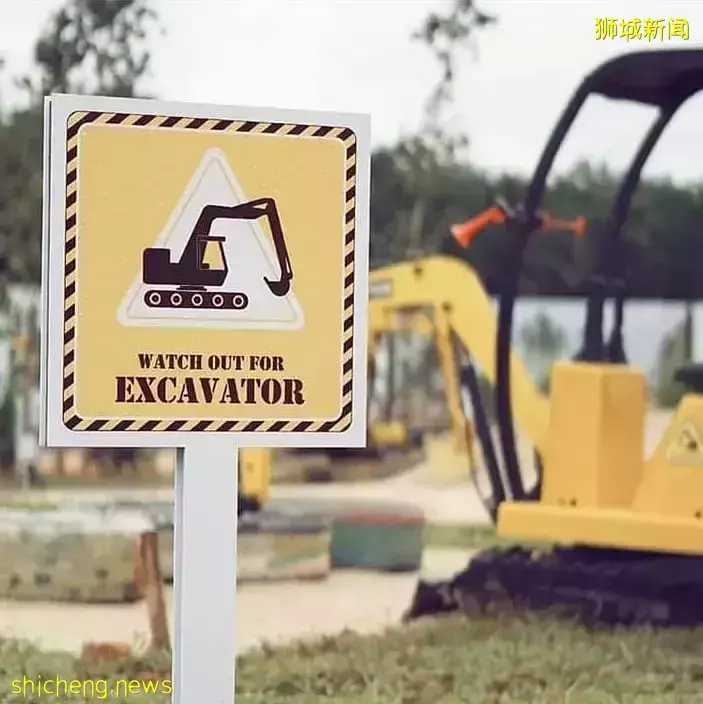 Diggersite圣诞特别活动🌲操作挖掘机+充气城堡+手作活动,带娃来铲泥挖土