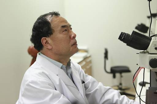 這兩個中國人,被新加坡海峽時報評爲“亞洲英雄”