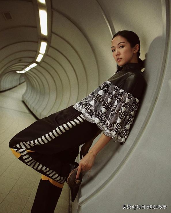 关注不断上升的新加坡亚裔时尚博主,所有小个子的暖心穿搭指南