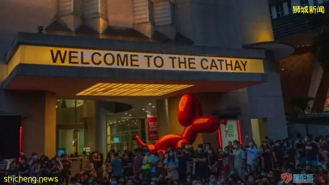 場面火爆，新加坡3000人席地而坐只爲聽“中國好聲音”