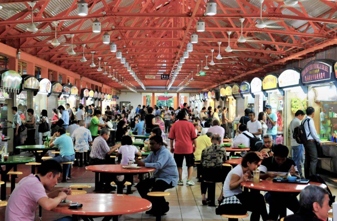 网红店打卡！新加坡CBD出现高级无人食阁，餐点竟从这里送出
