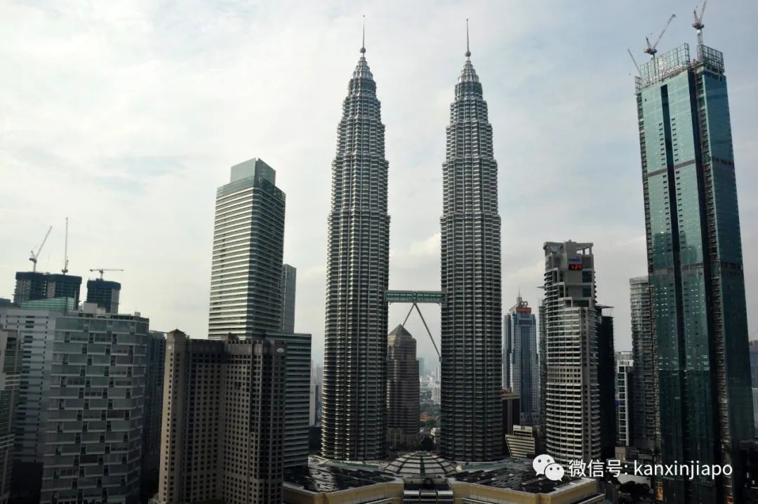 从新加坡回马国亲身经历:走过长堤、新冠检测、等报告......