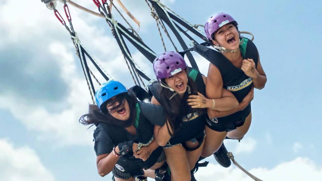 聖淘沙11種娛樂項目,3月兒童免費玩!郵輪、平衡車、跳傘體驗,太值了