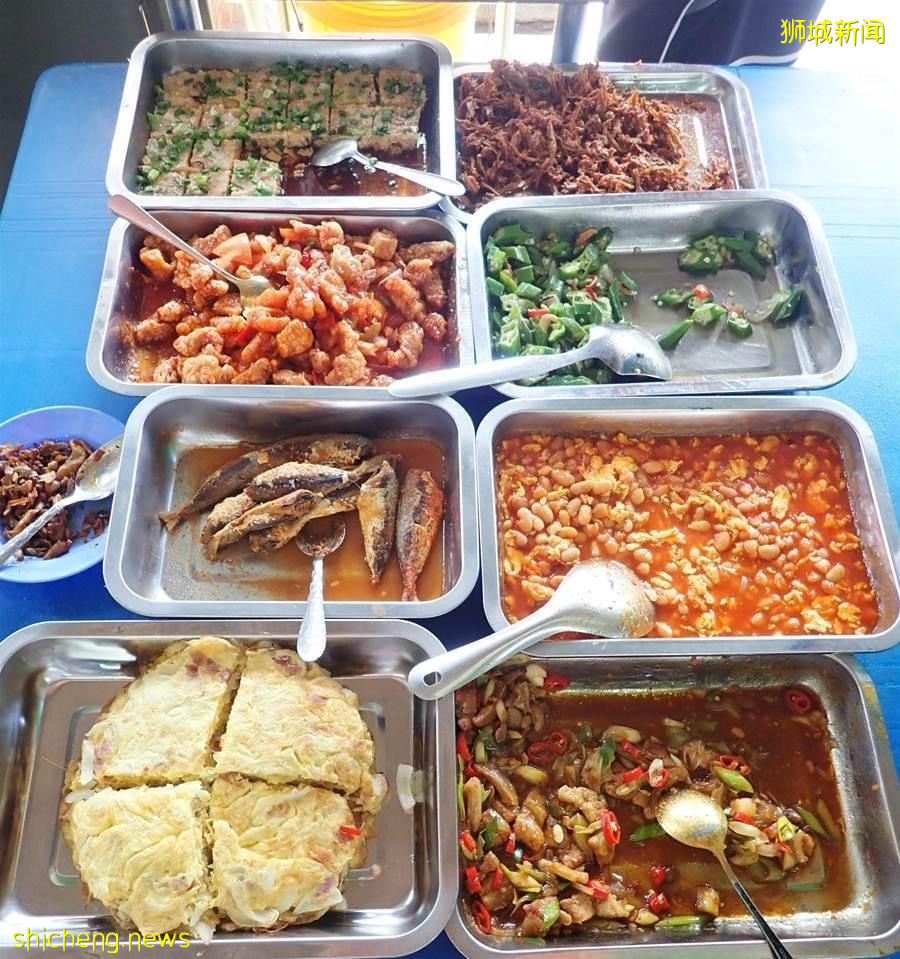 新加坡厨师放假回马变失业,在母亲建议下卖椰浆饭,结果颠倒传统一炮而红