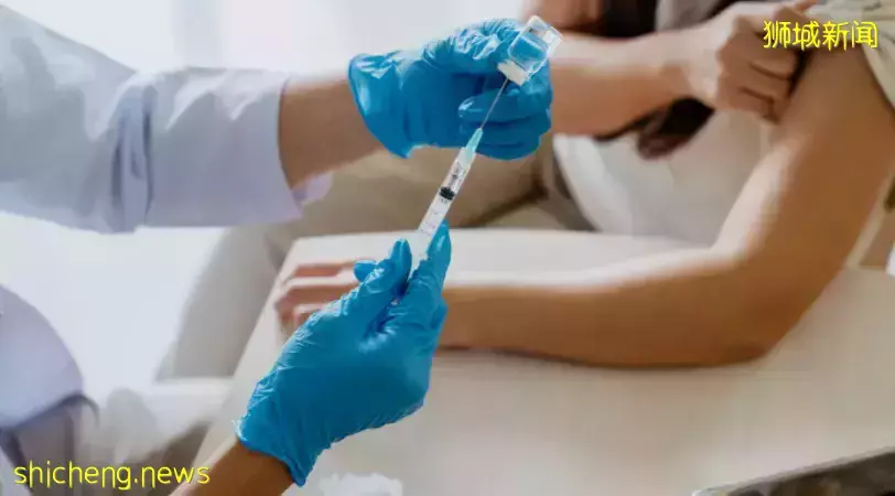 新加坡未來兩個月預計施打逾200萬劑疫苗，王乙康：有助應對奧密克戎