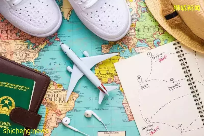 堵堵堵!新加坡的周末实在太堵了,这个地方人和车排长队