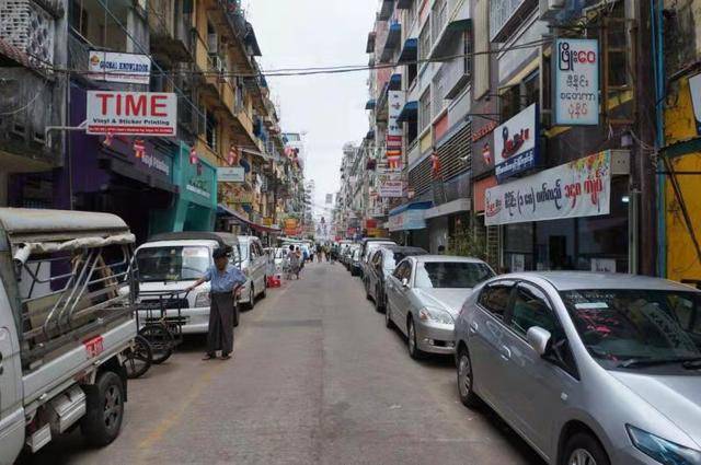 李光耀的两个预言:缅甸不会轻易改变;昂山素季难以承担历史重任