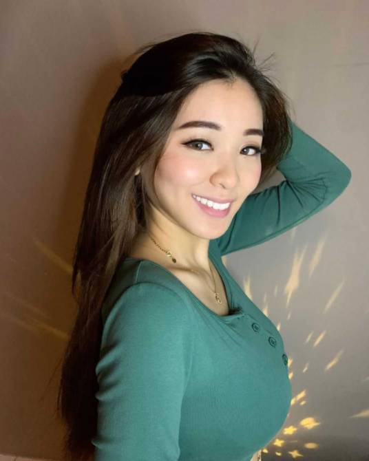 21岁遭性侵后自暴自弃,新加坡美女主播走出阴影后现况曝光