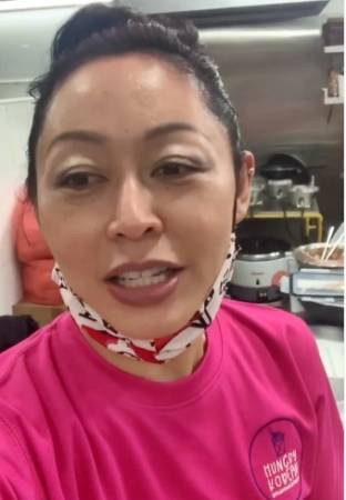 疫情下开韩国餐摊 朋友们说薛素珊疯了 