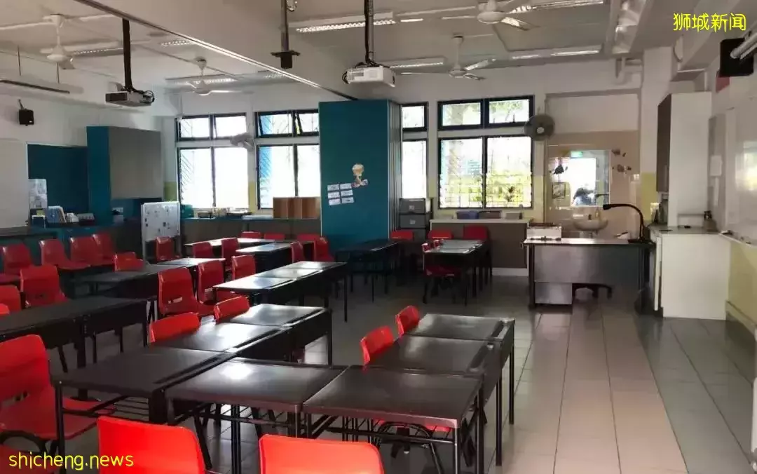 外国孩子和李光耀成为校友,除了凭运气还得准备什么