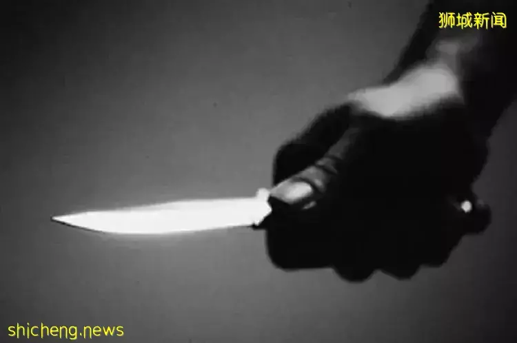 新加坡男子拿玩具枪、纸条抢银行!卷走2000新搭巴士逃走,已被抓