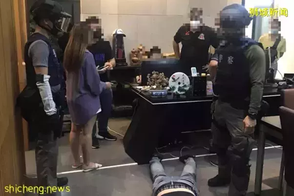 罕見爆光！新加坡一次逮捕這35人！他們用騙來的錢買豪宅名表，開法拉利、勞斯萊斯