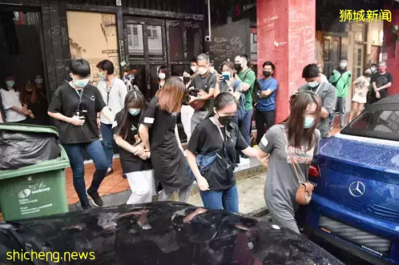 2個月突擊159家按摩院　獅城警方掃黃捕妓女嫖客