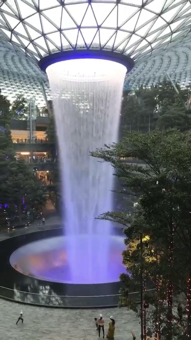 玩赛记:新加坡渣打马,夜游神出没,愈夜愈美丽