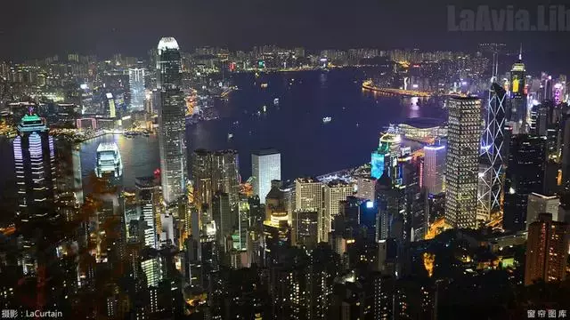 新加坡与香港一直极为相似,新加坡航空强势恢复,国泰却前途迷茫