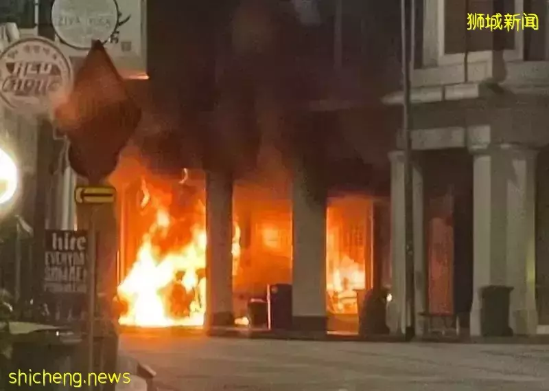 烧伤女歌手胡秀惠为这个客工饯行，因病相识、互相鼓励、重生