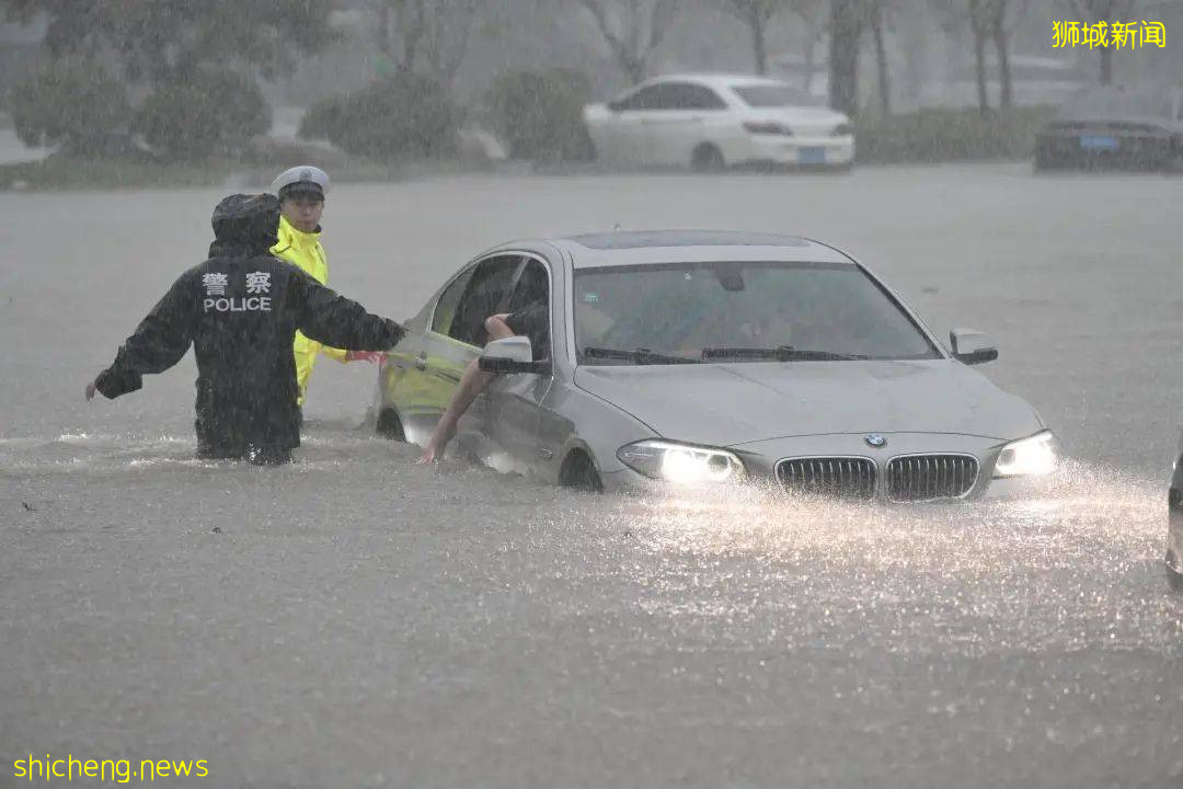 河南郑州暴雨成灾，地铁被淹，新加坡地铁如何防洪