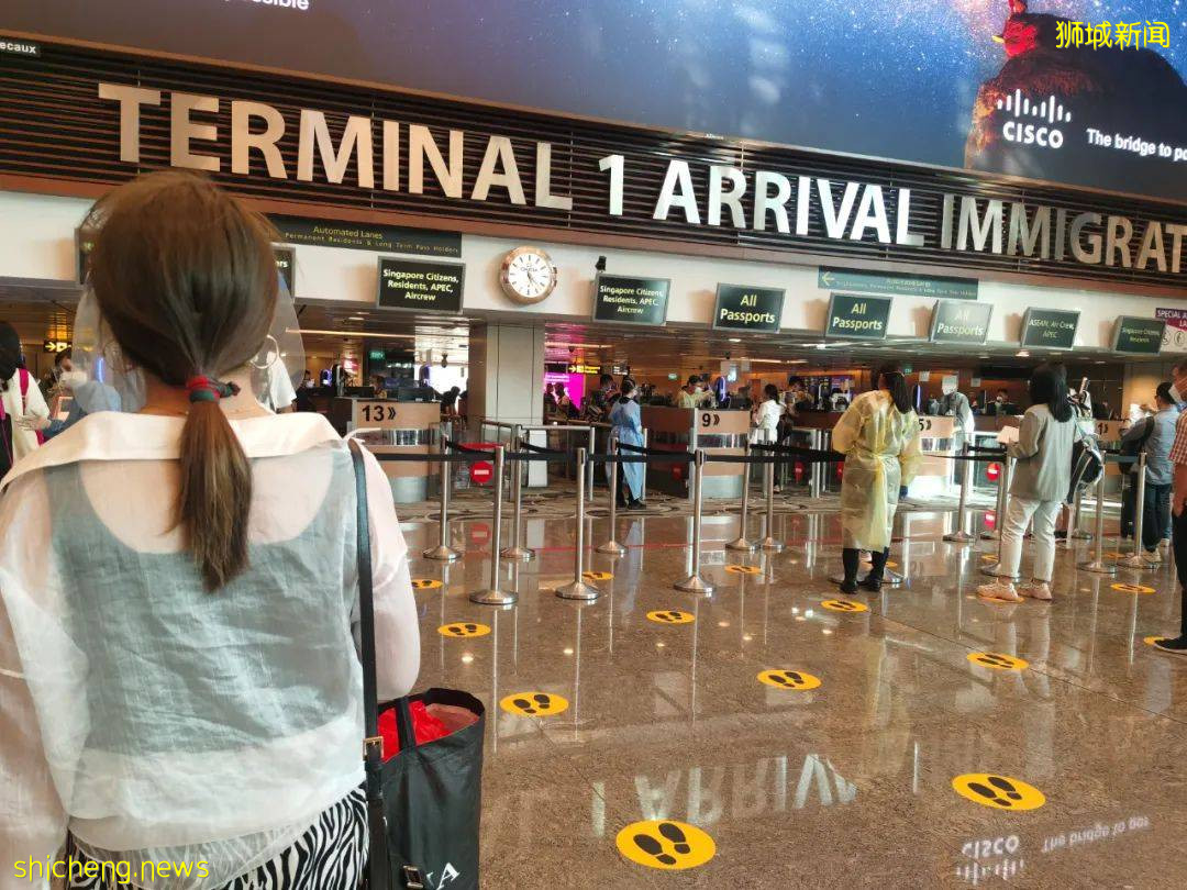 新加坡的抗疫排名连跌11位,值不值得这么大的骂声