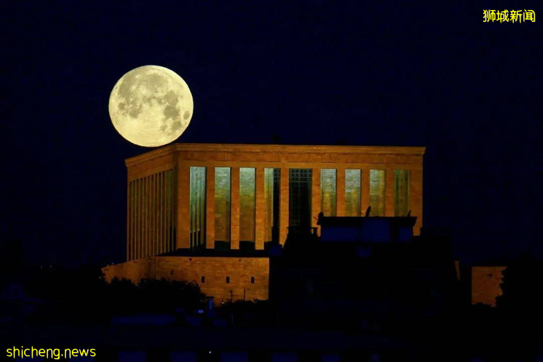 多圖預警！昨晚你們沒看到的“超級血月”都在這裏