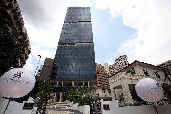 丽思卡尔顿公寓(Ritz-Carlton Residences)亏损$190万