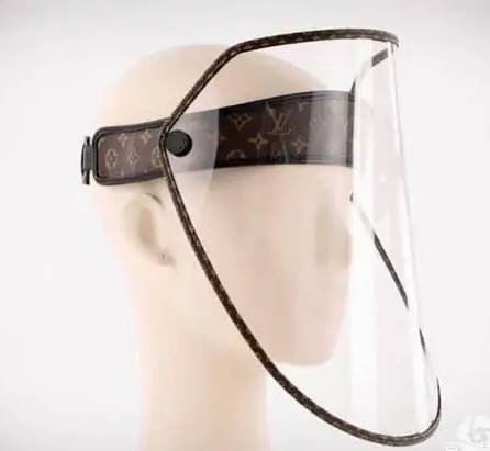 LV推出天价面罩,要不是贫穷拦着我高低得买一个
