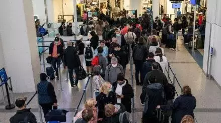 255例，奧密克戎迅速蔓延至89國及地區，新加坡是否會收緊防疫