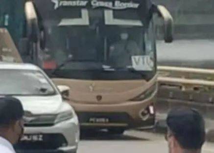 新马陆路跨境巴士曝光!想往返的网友们太激动