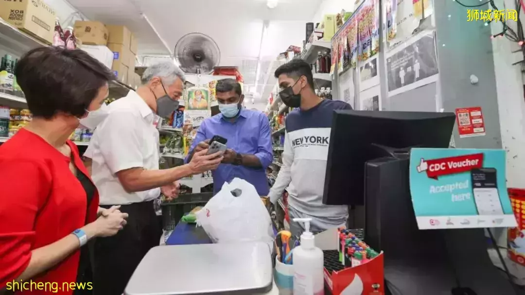 又發錢了！新加坡政府給每戶家庭$100新幣“購物券”，手把手教你領