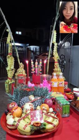 【柔佛人头条】人在狮城另类团聚 隔屏参与 线上拜天公 