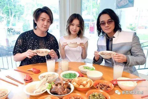 F.I.R.飞儿乐团大啖新加坡美食 演出压力大主唱暴哭