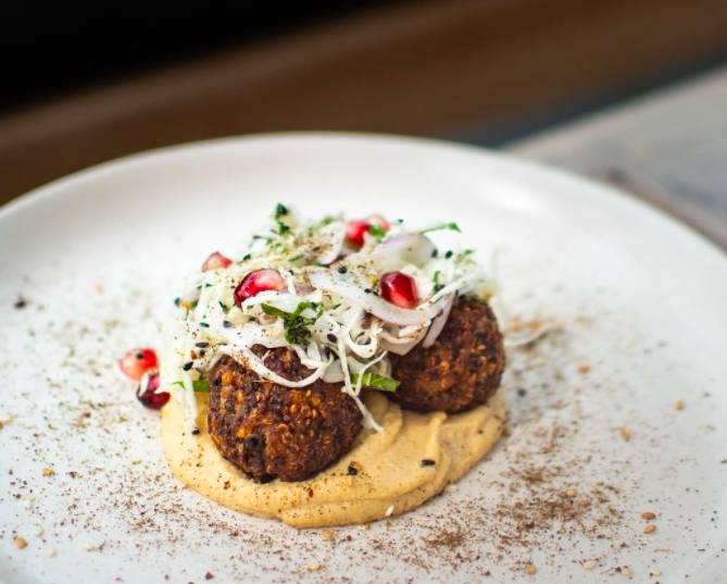 約上心愛的ta,一起去新加坡這幾家餐廳共度屬于你們的“凡爾賽”跨年夜吧