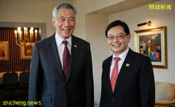 新加坡“請辭總理”公文包走紅，網友感歎：急流勇退