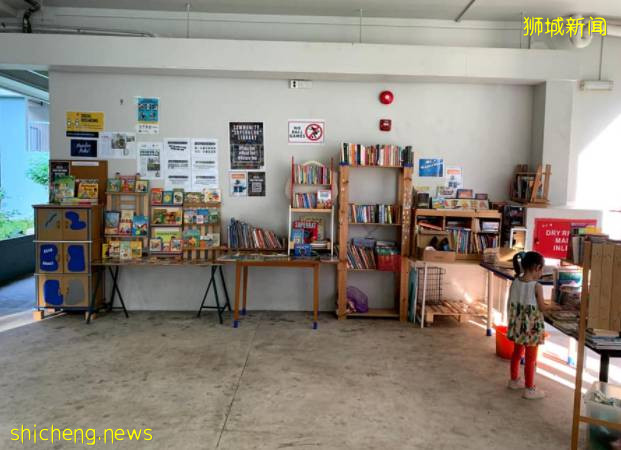 三巴旺組屋樓下發現一個迷你“圖書館”,快來看看