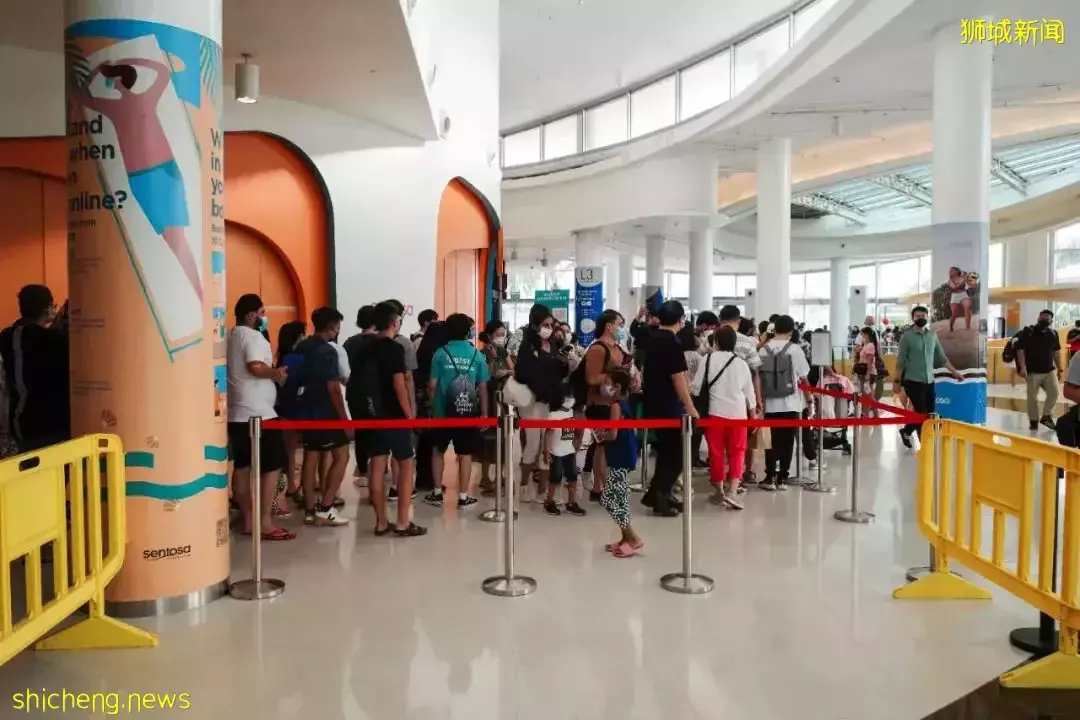 剛開放聖淘沙海灘周末人山人海,堪比疫前