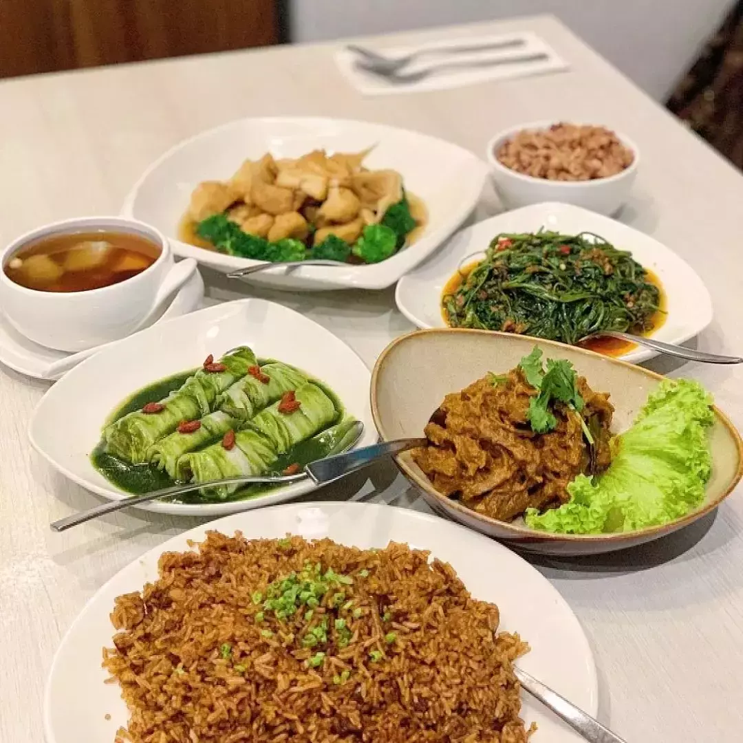 無肉也歡！獅城最好吃的素食餐廳，讓你的味蕾度個假